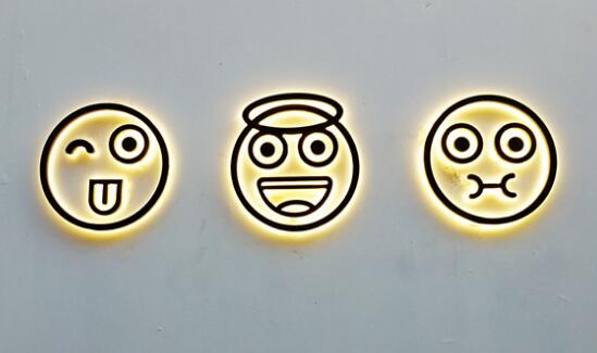 欧洲通过《著作权指令》，下个月这些表情包不